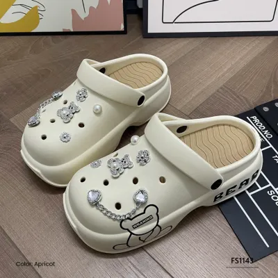 Urban Silk Female Slipper